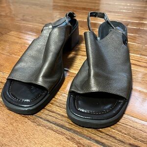 Vintage Nicole Buttercup metallic Heels Size 10 Made In Brazil